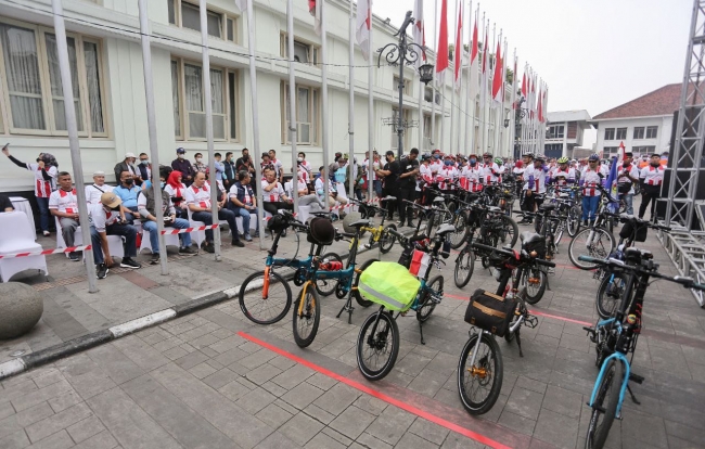 Tapak Tilas Perjuangan Soekarno di Kota Bandung, Dimeriahkan Oleh 500 Pesepeda