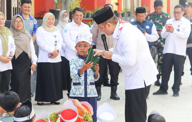 Erwin Pastikan MPLS 2026 di Kota Bandung Berjalan Ramah Anak, Perkuat Karakter dan Cegah Perundungan
