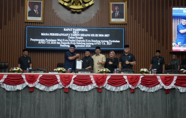 Wali Kota Sampaikan Penjelasan Raperda APBD Perubahan 2026 dan APBD 2027 di Rapat Paripurna DPRD