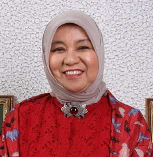 Nurhayati Subakat, Kisah Sukses Pemilik Wardah Kosmetik